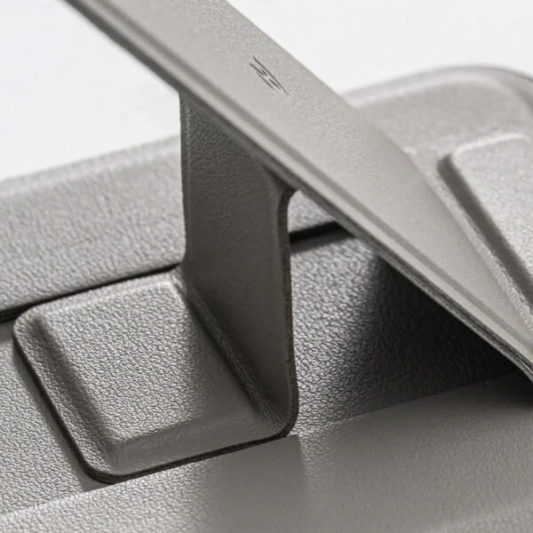 Allite LITE 超薄充 10000 mAh Qi2 磁吸支架行動電源（相容 MagSafe，產品標示 Wh，可帶上飛機）