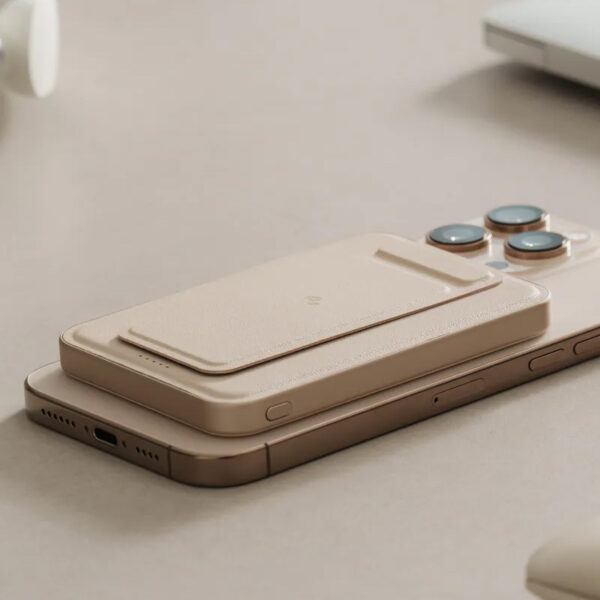 Allite LITE 超薄充 5000 mAh Qi2 磁吸支架行動電源 MagSafe 產品標示 Wh 可帶上飛機 7 Allite LITE 超薄充 5000 mAh Qi2 磁吸支架行動電源(相容 MagSafe,產品標示 Wh,可帶上飛機)