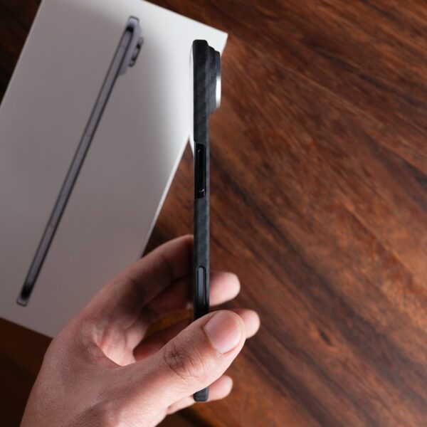 iPhone Air 正 碳纖維 手機 保護殼 1 iPhone Air 正・碳纖維保護殼